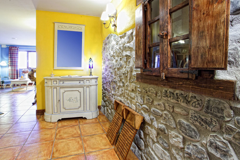 Hostal Almadiero Burgui Exterior foto